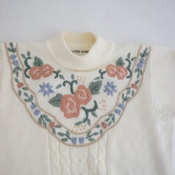 Vintage Alfred Dunner Cream w Embroidered Floral Fine Knit Mock Sweater S - Picture 9 of 12